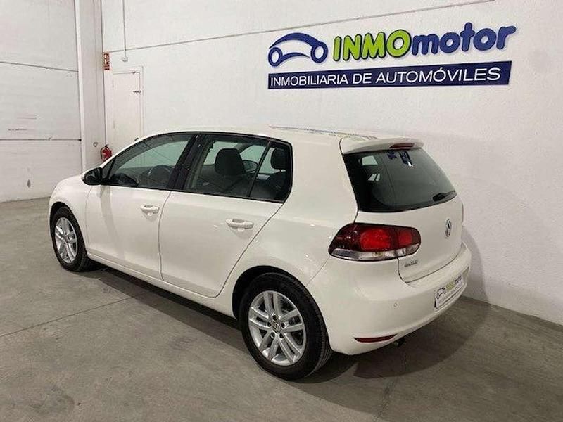 Usado VW Golf VI 105 CV (77 kW) 2010 Blanco Utilitario