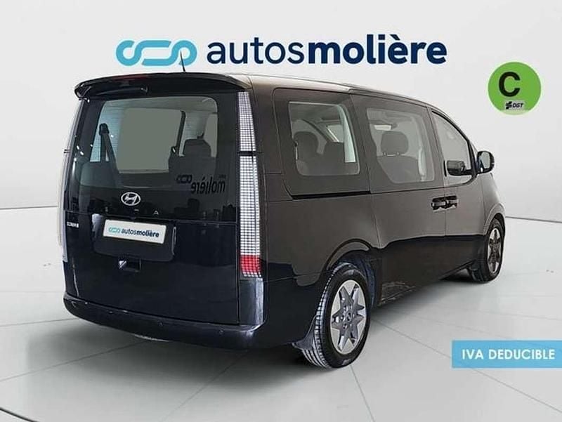 Usado Hyundai Staria 177 CV (130 kW) 2023 Negro Monovolumen
