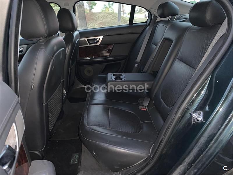 Usado Jaguar XF Premium Luxury 207 HP (152 kW) 2009 Verde Sedan