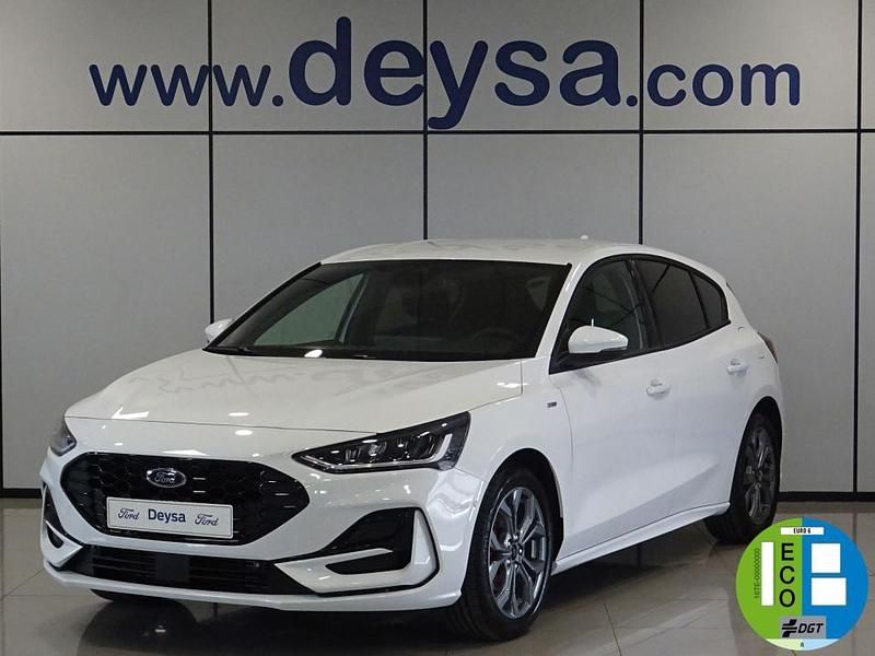 Blanco Nuevo 2025 Ford Focus ST-Line Berlina | 23.690 € (Precio justo) - Imagen 1/4