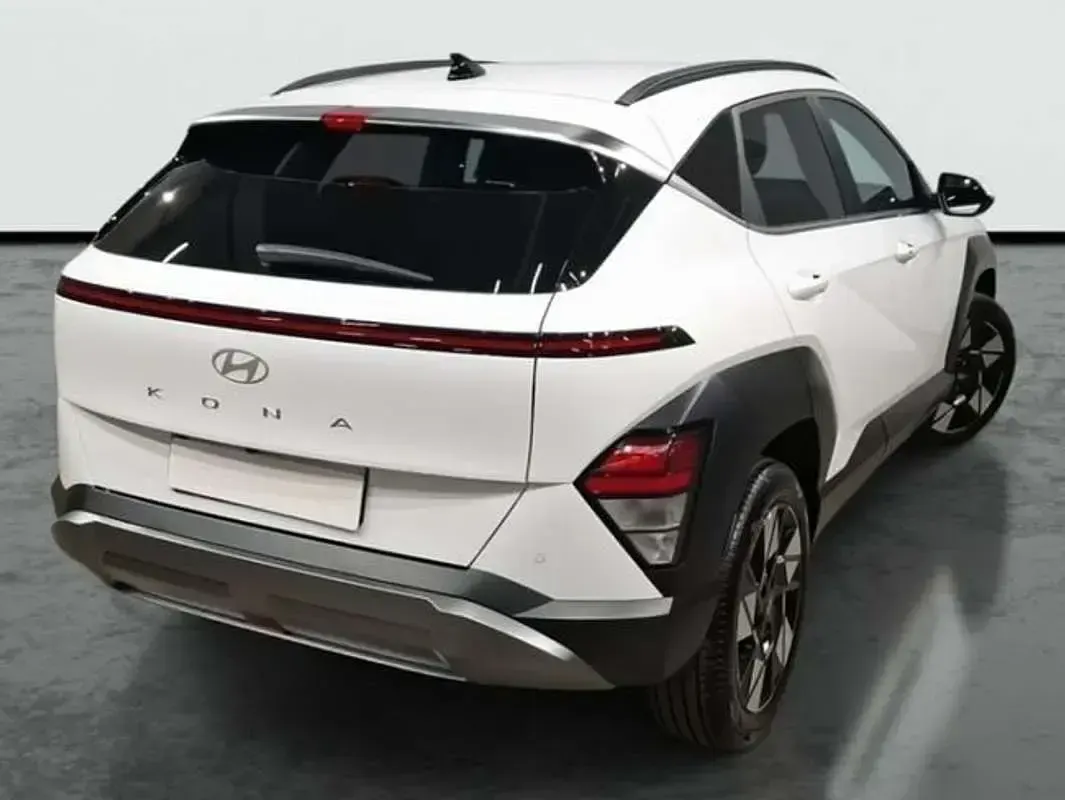 Usado Hyundai Kona 101 CV (74 kW) 2025 Blanco SUV