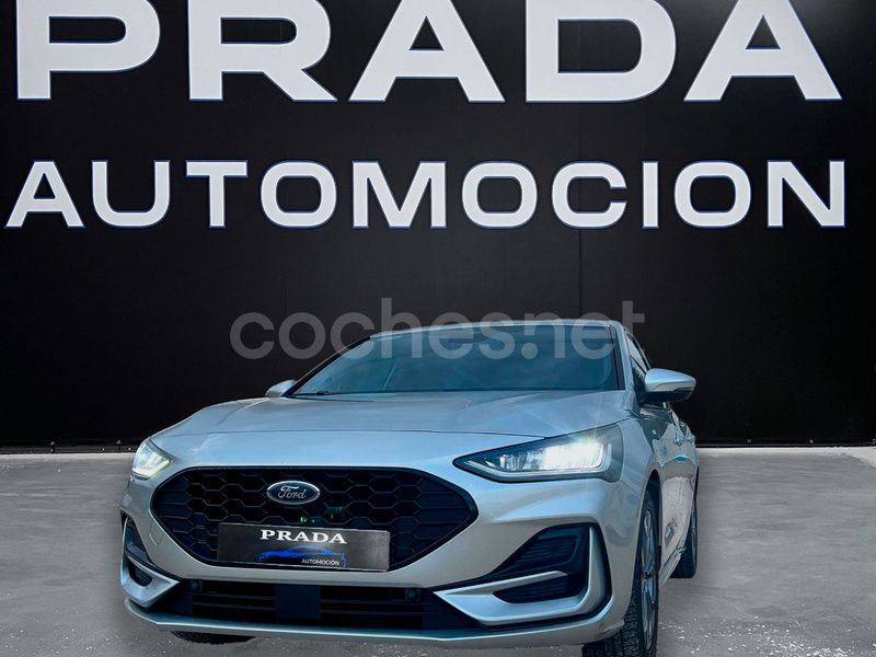 Negro Usado 2023 Ford Focus ST-Line X Familiar | 16.300 € (Buen precio) - Imagen 1/4