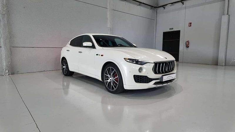 Blanco Usado 2017 Maserati Levante SUV | 45.750 € (Precio justo) - Imagen 1/4