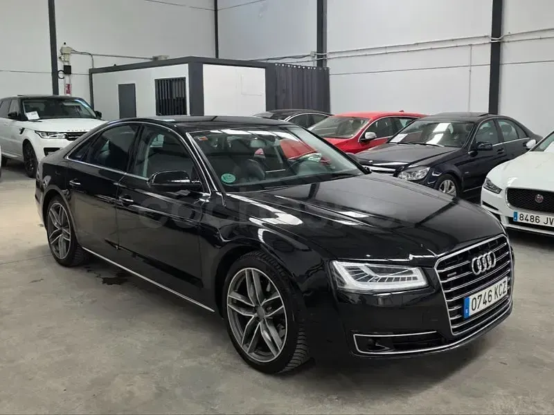 Usado Audi A8 262 CV (192 kW) 2017 Negro Berlina