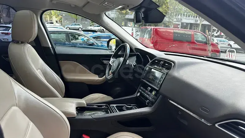 Usado Jaguar F-Pace Prestige 241 CV (177 kW) 2017 Azul SUV