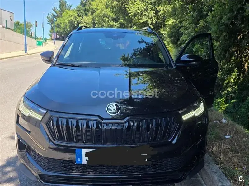 Usado Skoda Karoq SportLine 150 CV (110 kW) 2024 Negro SUV