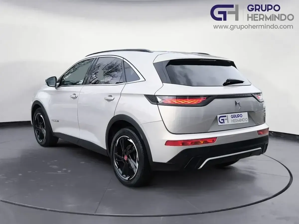 Usado DS Automobiles DS7 Crossback Performance 130 CV (95 kW) 2022 Gris SUV