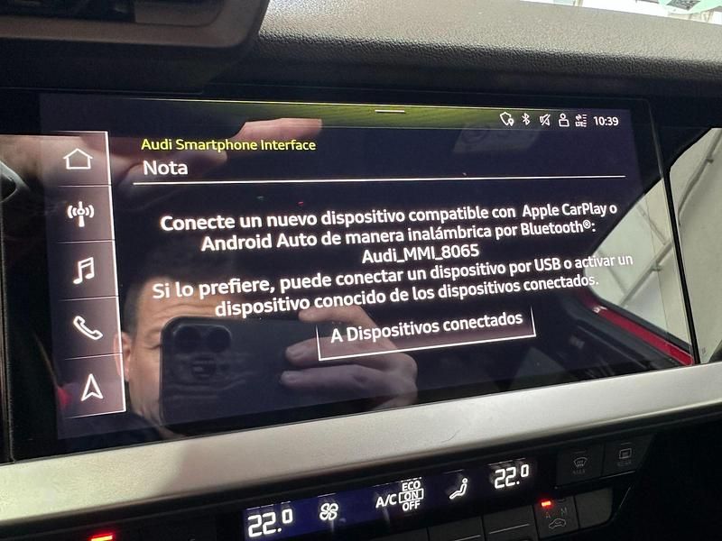 Usado Audi A3 S-Line 116 CV (85 kW) 2022 Rojo Berlina