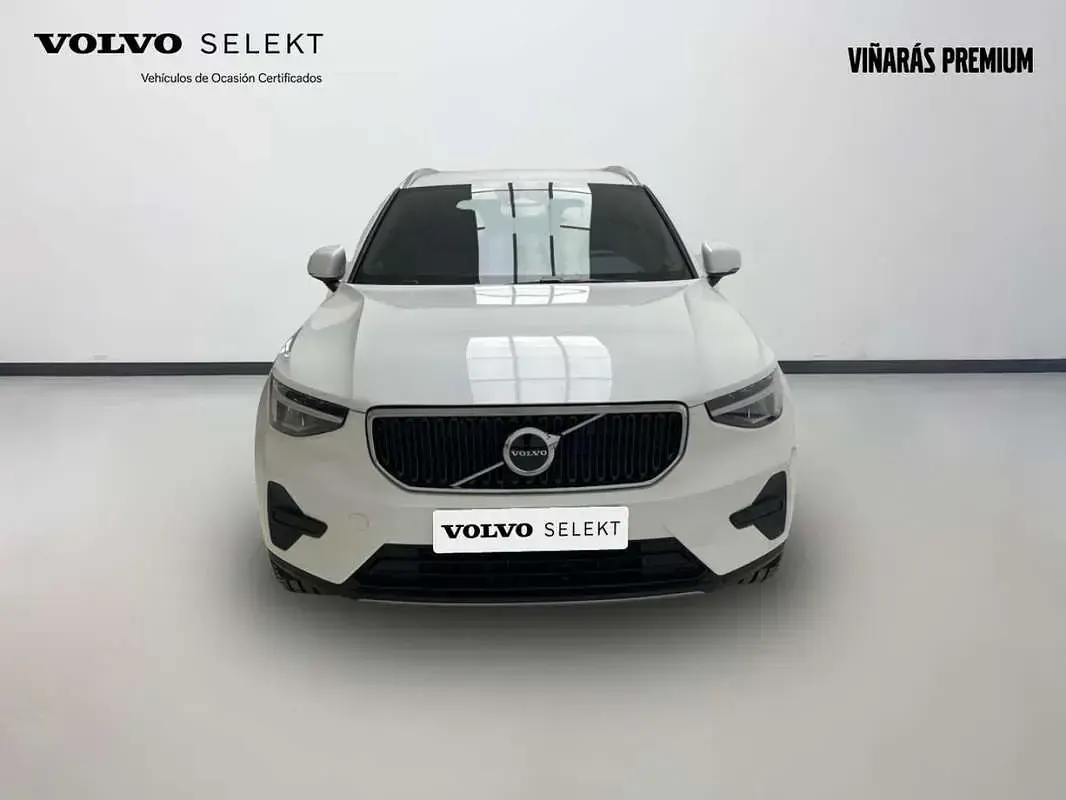 Usado Volvo XC40 Core 163 CV (119 kW) 2025 Blanco SUV
