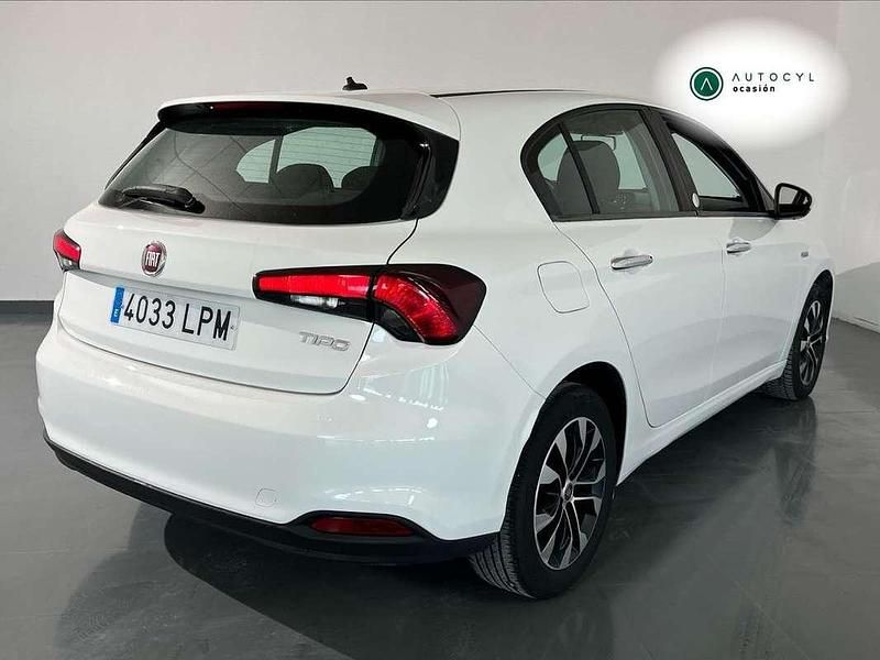 Usado Fiat Tipo Life 95 CV (69 kW) 2021 Blanco Familiar