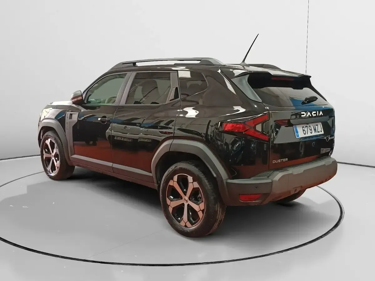 Usado Dacia Duster Journey 131 CV (96 kW) 2024 Gris SUV