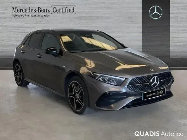 Usado Mercedes A250 218 CV (160 kW) 2026 Gris montaña