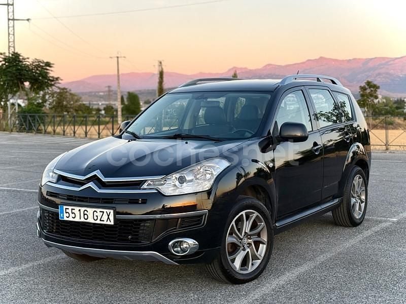 Negro Usado 2011 Citroën C-Crosser Seduction SUV | 11.500 € - Imagen 1/4