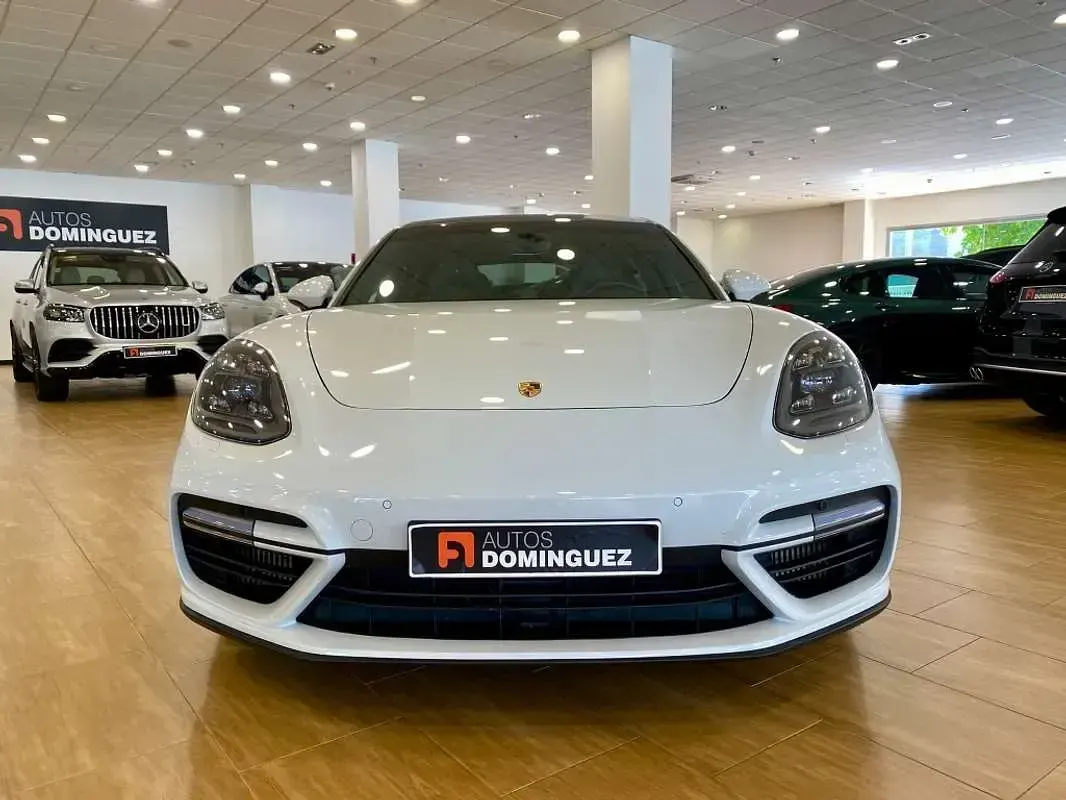 Usado Porsche Panamera Turbo Sport Turismo Sport Turismo 549 CV (403 kW) 2017 Blanco Familiar