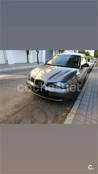 Usado Seat Ibiza Reference 64 CV (47 kW) 2006 Gris / plata Utilitario