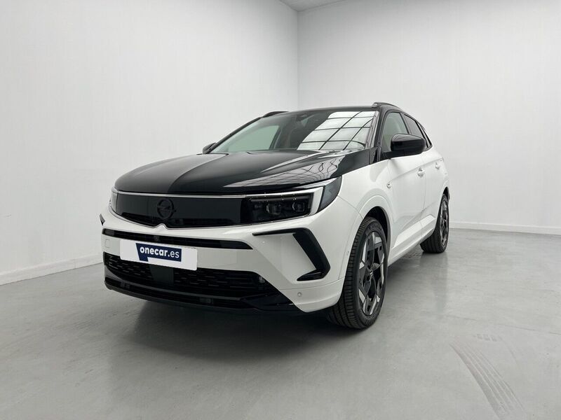 Blanco Nuevo 2025 Opel Grandland X GSe SUV | 35.890 € (Caro) - Imagen 1/4
