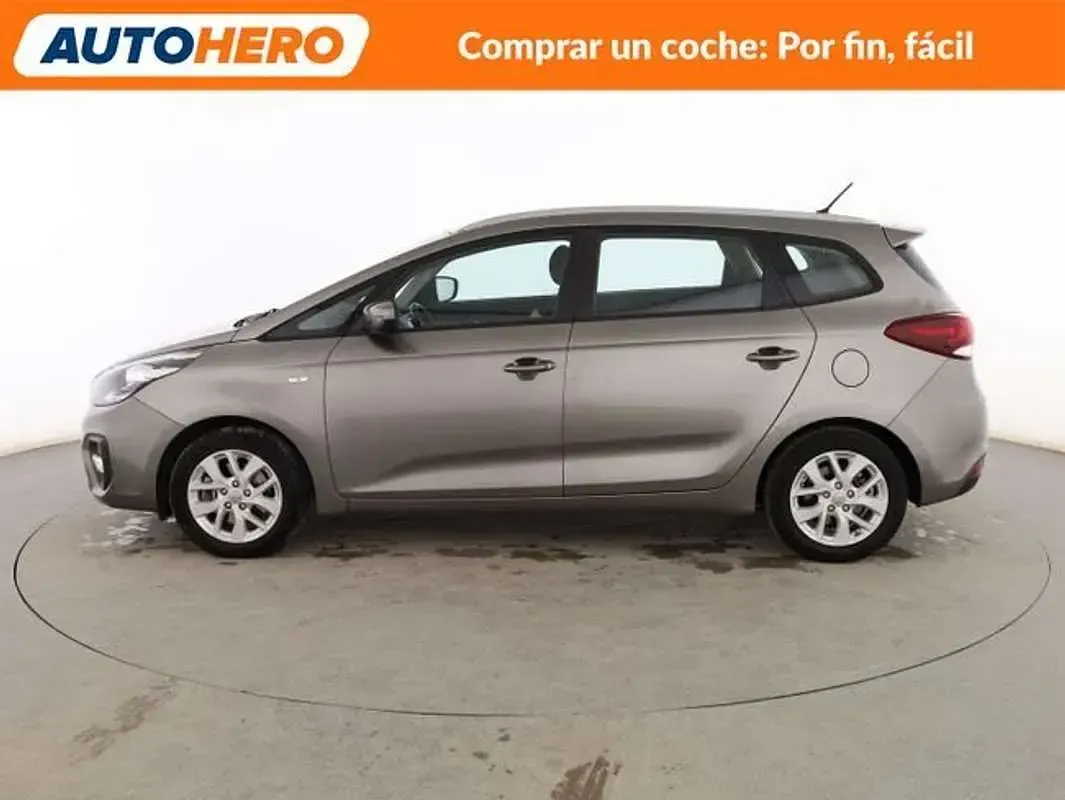 Usado Kia Carens 136 CV (100 kW) 2018 Gris Monovolumen