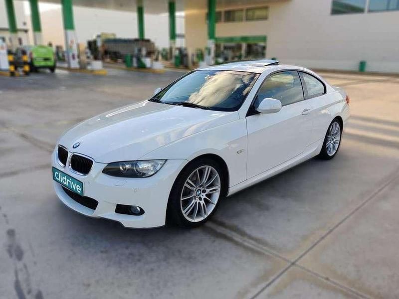 Usado BMW 320 177 CV (130 kW) 2009 Blanco Coupe