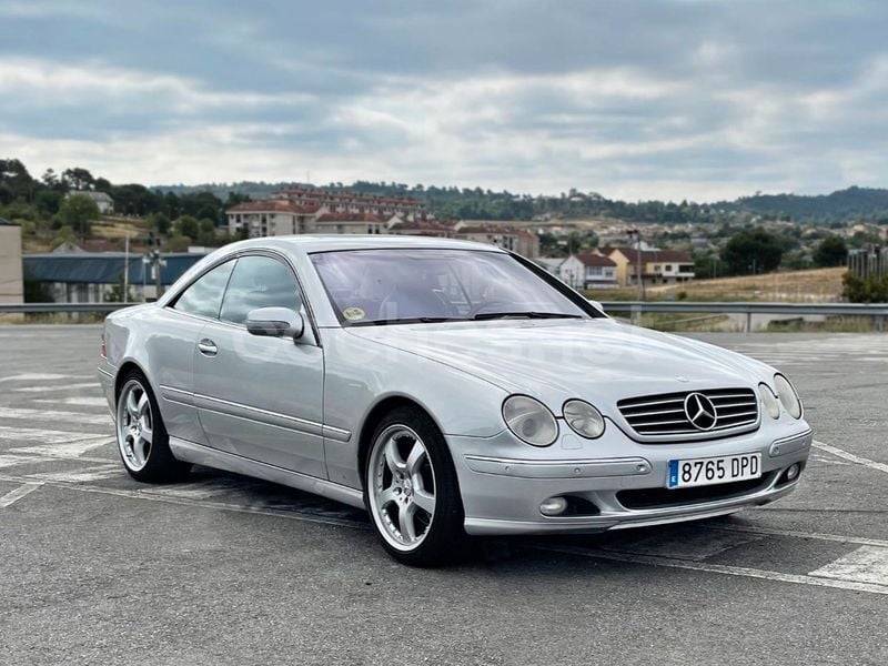 Usado Mercedes CL500 306 CV (225 kW) 2000 Gris / plata Coupe