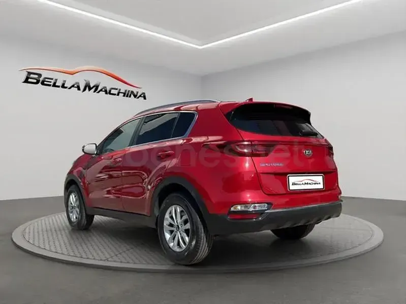 Usado Kia Sportage 132 CV (97 kW) 2019 Rojo SUV