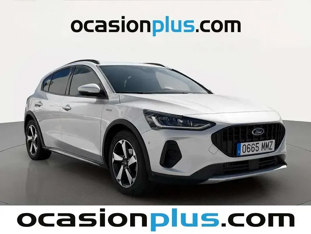 Usado Ford Focus Active 155 CV (114 kW) 2024 Gris Utilitario