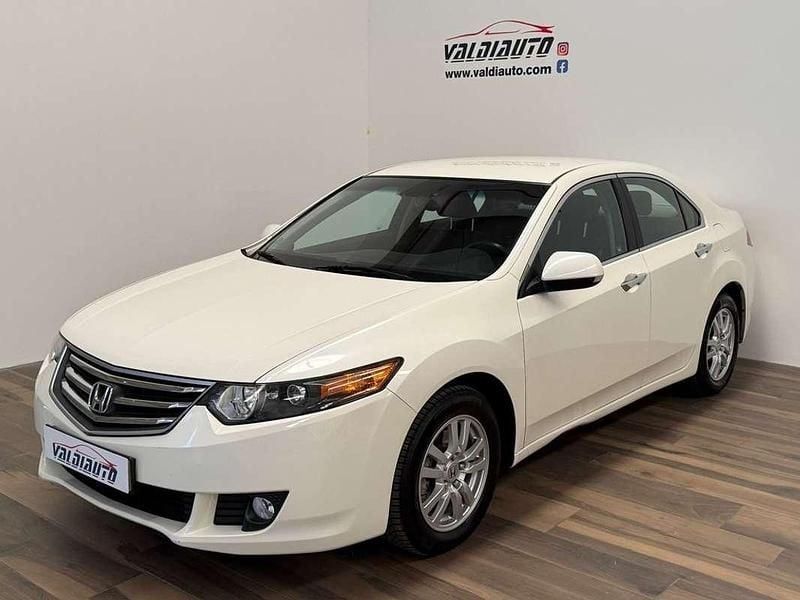 Blanco Usado 2009 Honda Accord Elegance Familiar | 11.900 € (Precio justo) - Imagen 1/4
