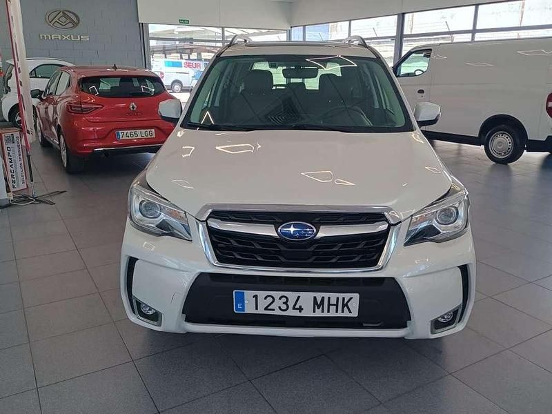 Blanco Usado 2020 Subaru Forester SUV | 23.990 € - Imagen 1/4