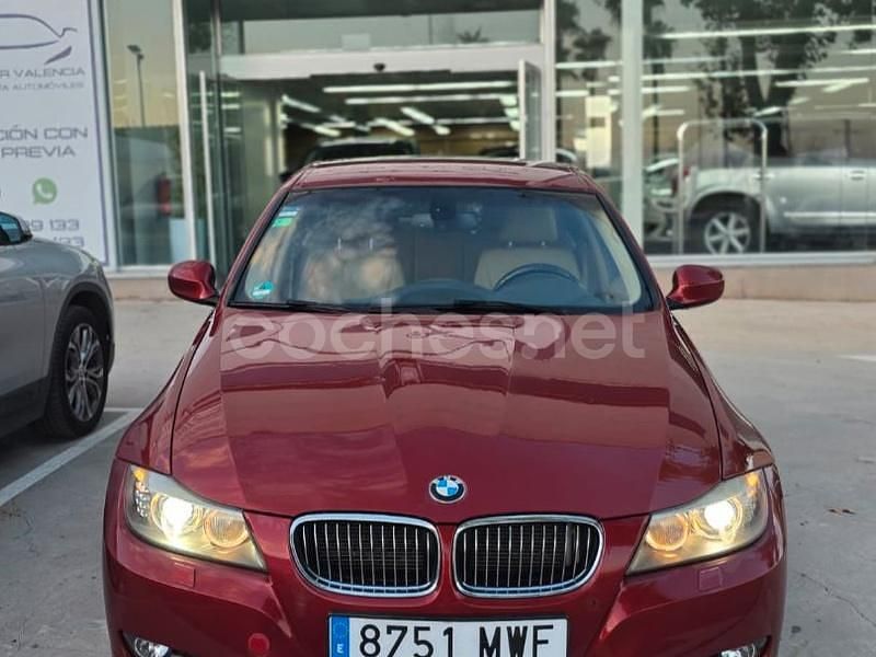 Granate Usado 2010 BMW 318 Berlina | 7999 € (Precio justo) - Imagen 1/4