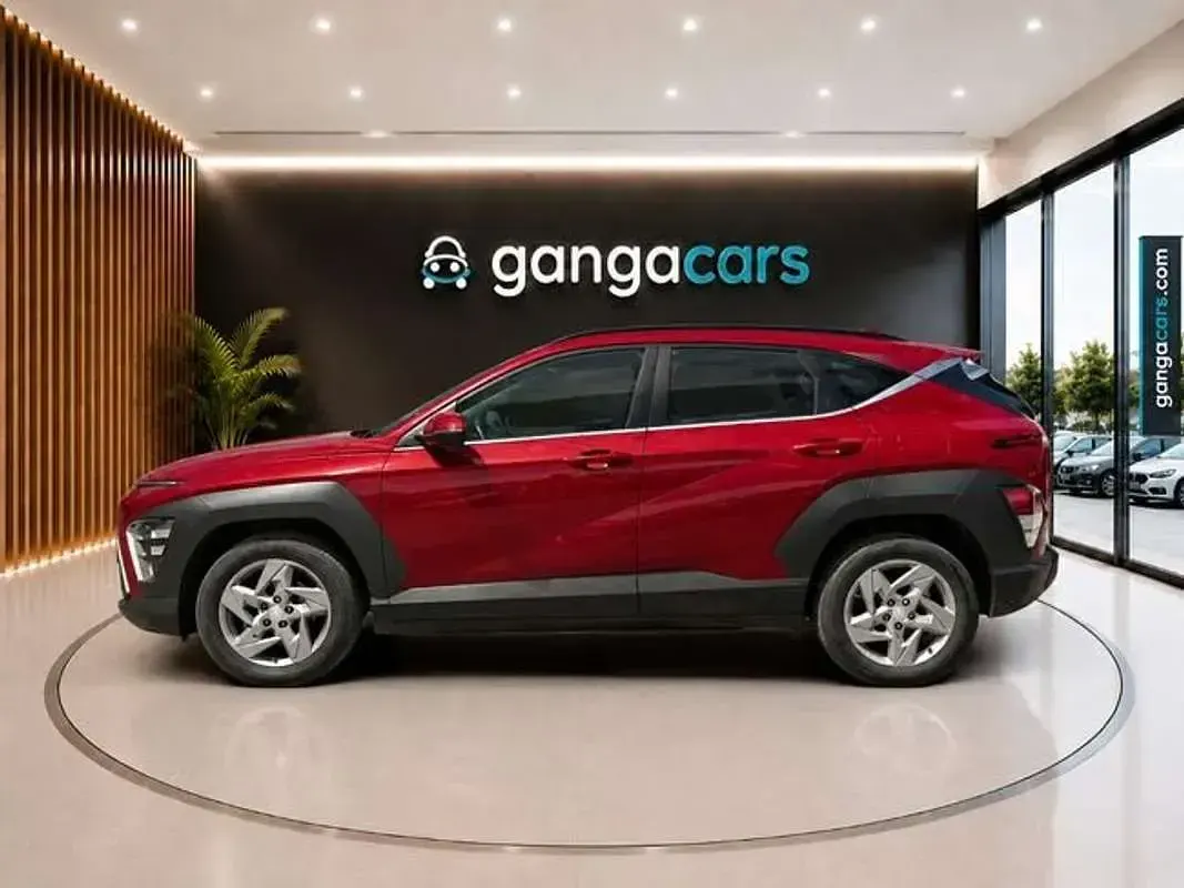 Usado Hyundai Kona 120 CV (88 kW) 2024 Rojo SUV