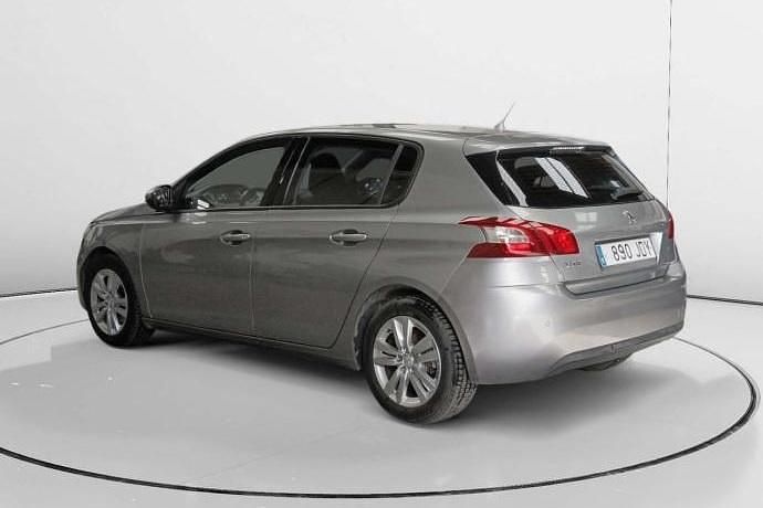 Usado Peugeot 308 Active 130 CV (95 kW) 2015