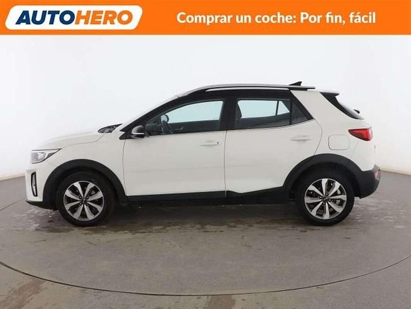 Usado Kia Stonic 101 CV (74 kW) 2021 Blanco SUV