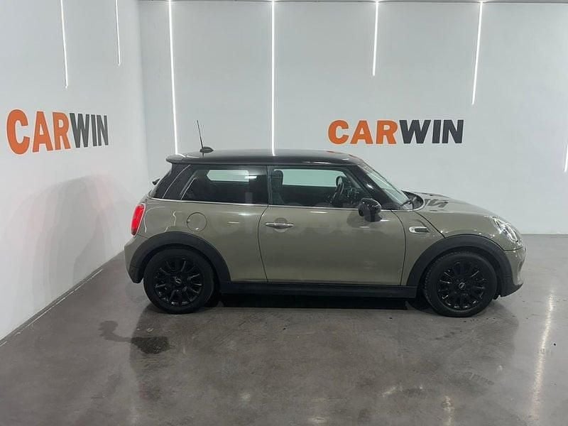 Käytetty Mini Cooper D 116 HP (85 kW) 2019 Vihreä Viistoperä