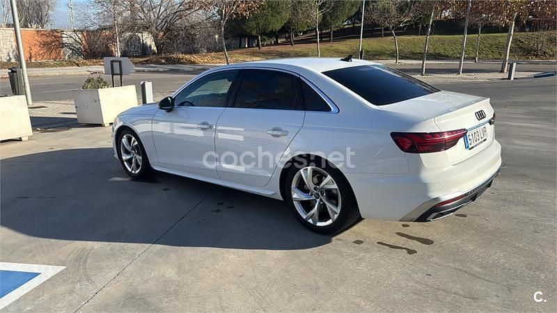Usado Audi A4 S-Line 163 CV (119 kW) 2021 Blanco Berlina