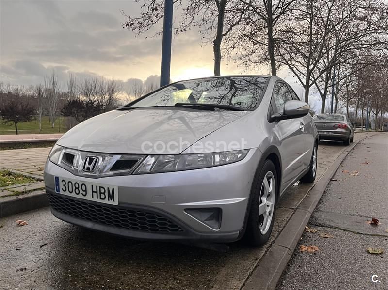 Usado Honda Civic Sport 140 CV (102 kW) 2008 Gris / plata Berlina