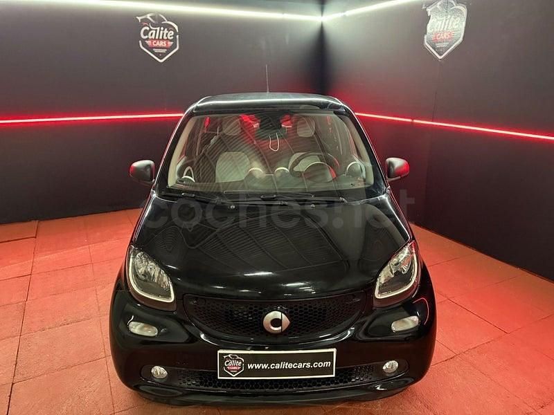 Usado Smart ForFour 90 CV (66 kW) 2019 Negro Utilitario