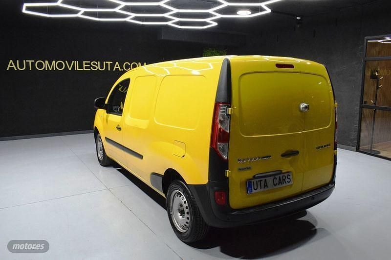 Usado Renault Kangoo 94 CV (69 kW) 2020 Amarillo Monovolumen