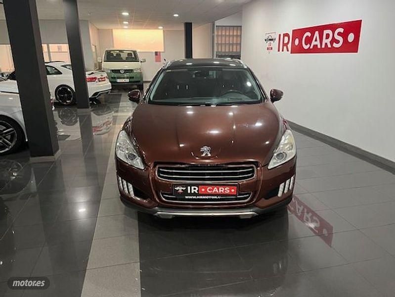 Usado Peugeot 508 RXH 190 CV (139 kW) 2013 Rojo Familiar