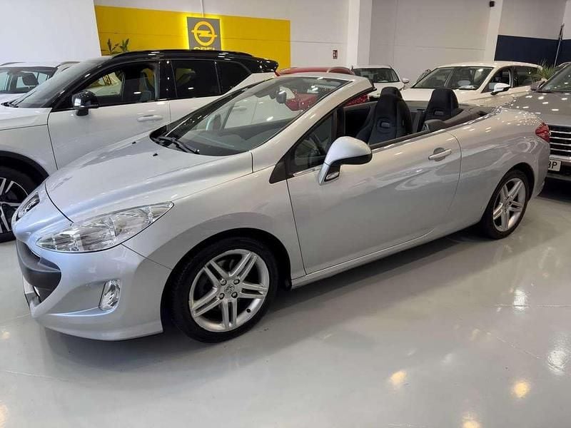 Usado Peugeot 308 Sport 140 CV (102 kW) 2008 Gris / plata Descapotable