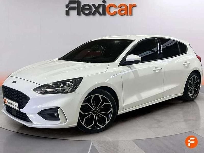 Usado Ford Focus ST-Line 125 CV (91 kW) 2018 Blanco Utilitario