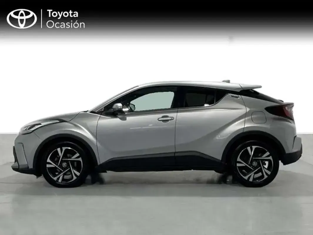 Usado Toyota C-HR Advance 122 CV (89 kW) 2022 Gris SUV