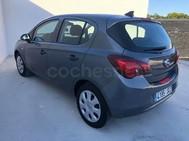 Usado Opel Corsa Selective 75 CV (55 kW) 2015 Gris / plata Utilitario