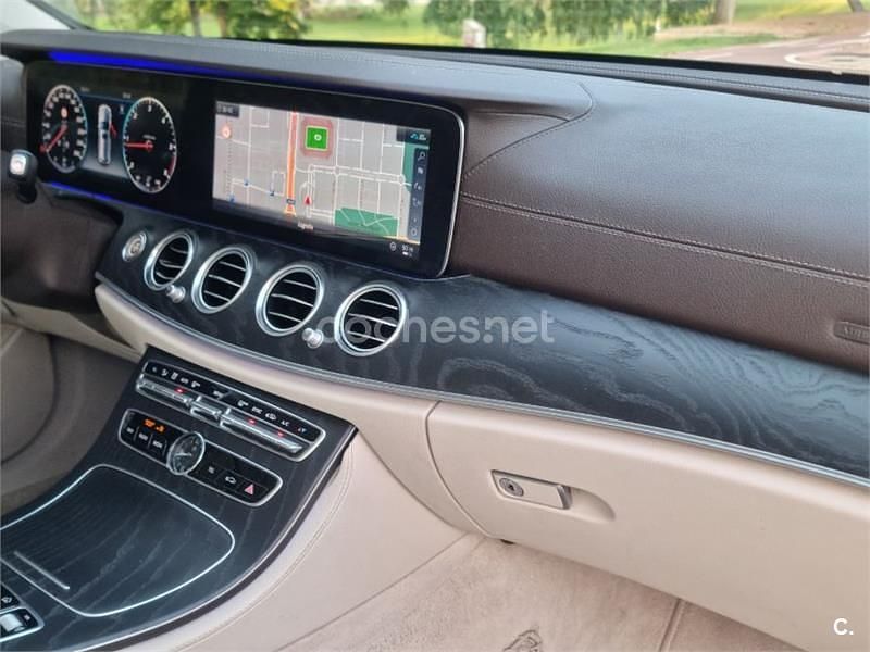 Azul Usado 2018 Mercedes E220 Familiar | 27.950 € (Un poco caro) - Imagen 1/4