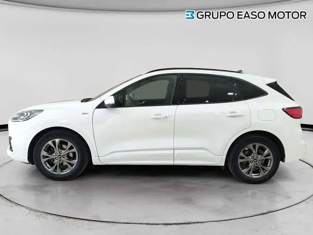 Usado Ford Kuga ST-Line 120 CV (88 kW) 2022 Blanco SUV