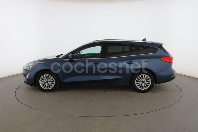 Usado Ford Focus Titanium 120 CV (88 kW) 2020 Azul Familiar