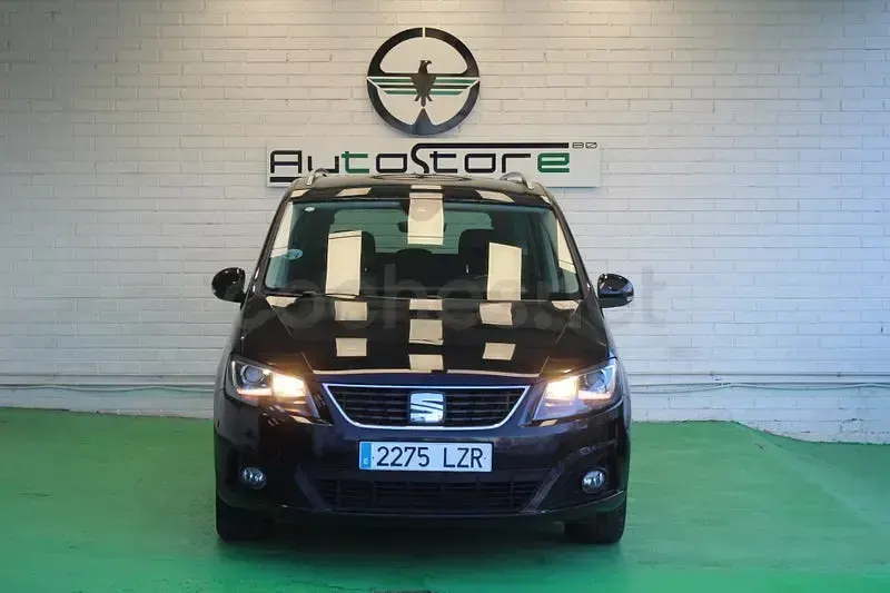 Usado Seat Alhambra XCELLENCE 150 CV (110 kW) 2022 Negro Monovolumen