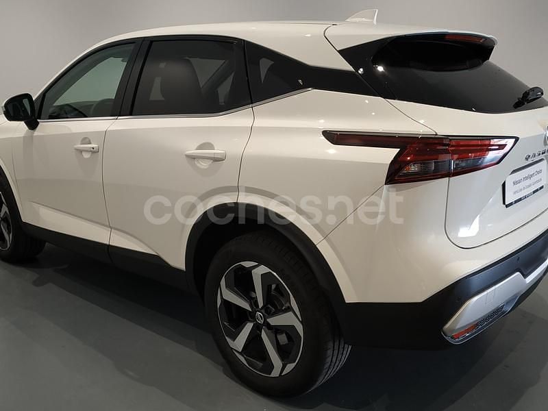 Usado Nissan Qashqai N-Connecta 140 CV (102 kW) 2023 Amarillo SUV
