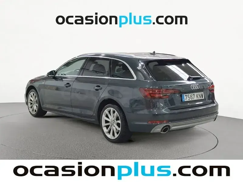 Usado Audi A4 S-Line 170 CV (125 kW) 2018 Gris / plata Familiar