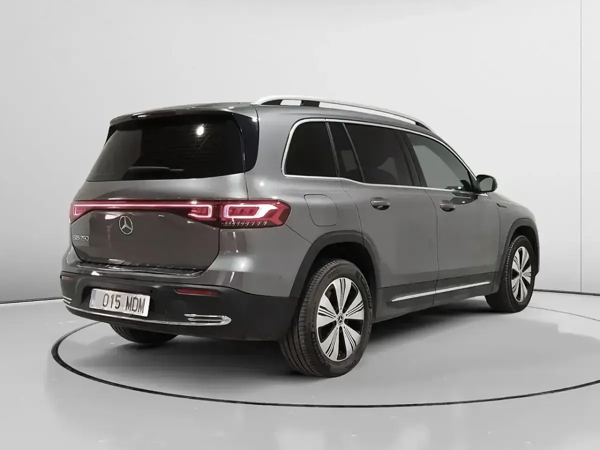 Usado Mercedes EQB250 139 kW (190 CV) 2023 Eléctrico SUV