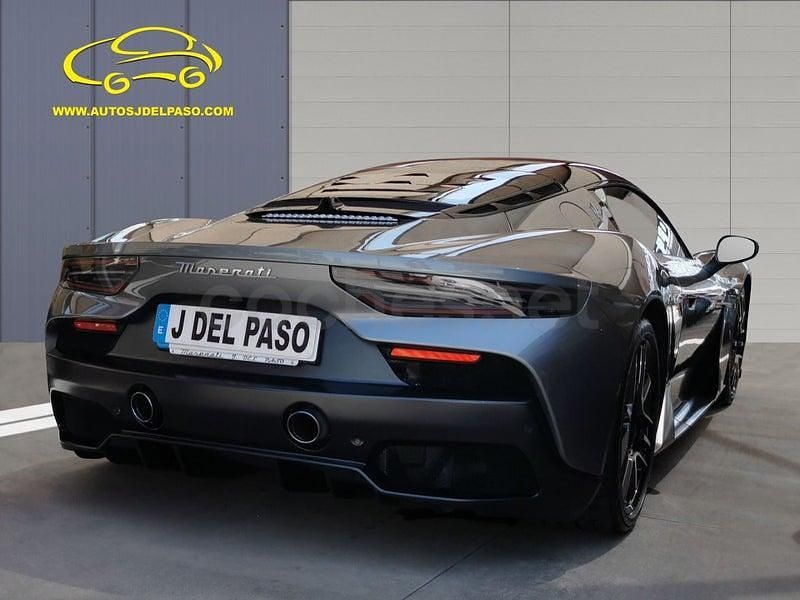 Usado Maserati MC20 631 CV (464 kW) 2022 Gris / plata Coupe
