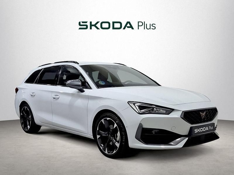Blanco Usado 2024 Cupra Leon Familiar | 27.490 € (Un poco caro) - Imagen 1/4